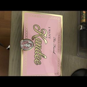 Too faced I want Kandee eyeshadow pallet
